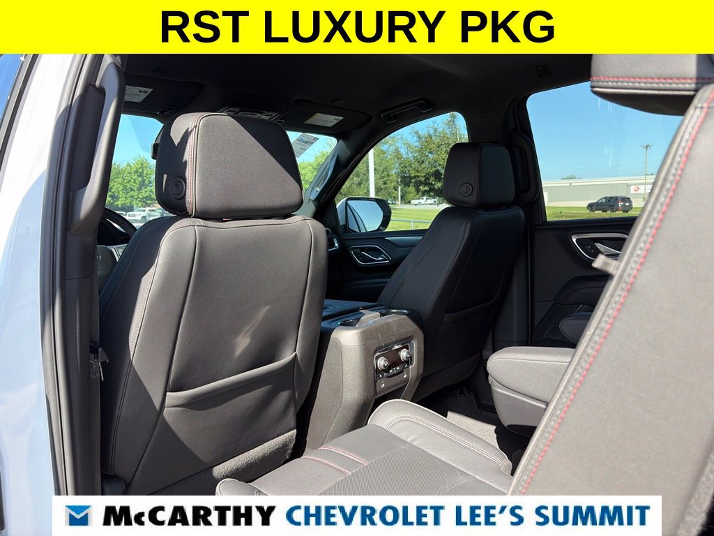 Used 2024 Chevrolet Suburban RST w/ Luxury Package AWD/4WD image 45