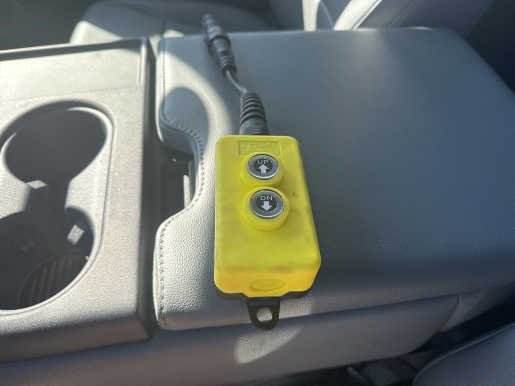 New 2025 Ford F550 4x4 Regular Cab Super Duty image 24