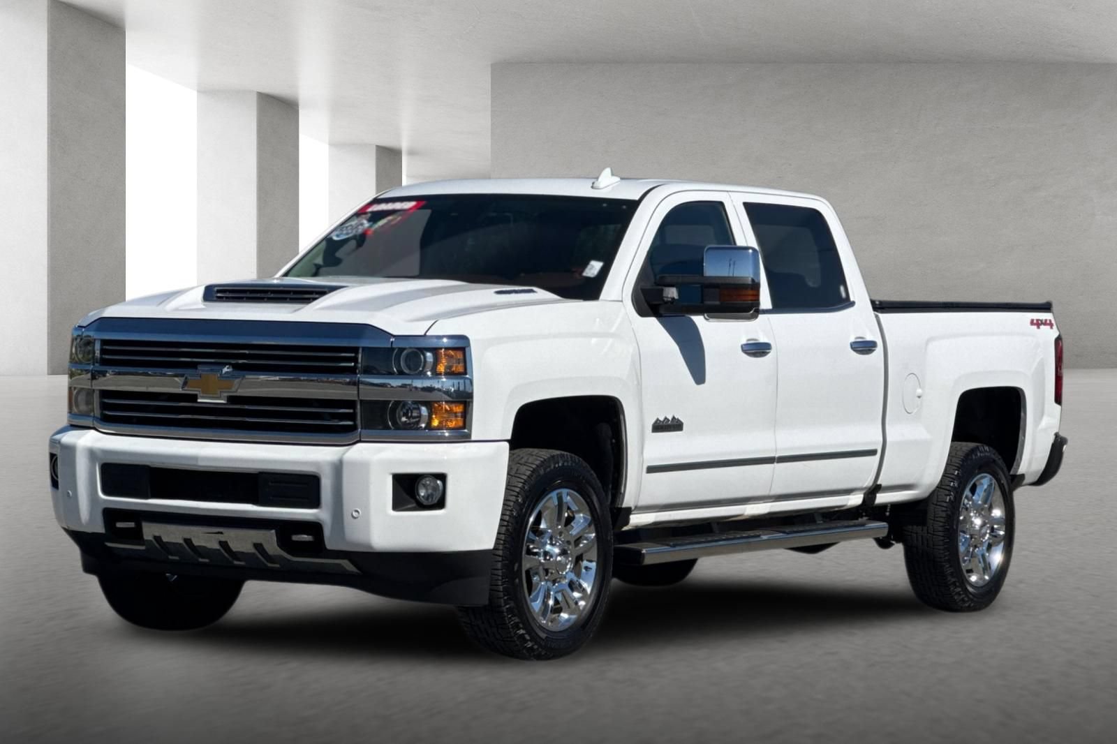 Used 2017 Chevrolet Silverado 2500 High Country w/ Duramax Plus Package AWD/4WD image 8