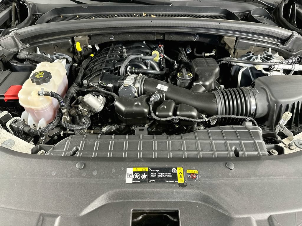 Certified 2024 Jeep Grand Cherokee Limited AWD/4WD image 40