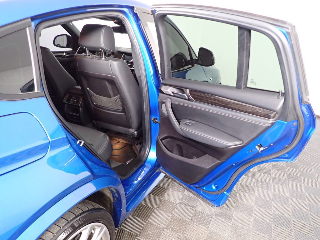 Used 2018 BMW X4 M40i image 43