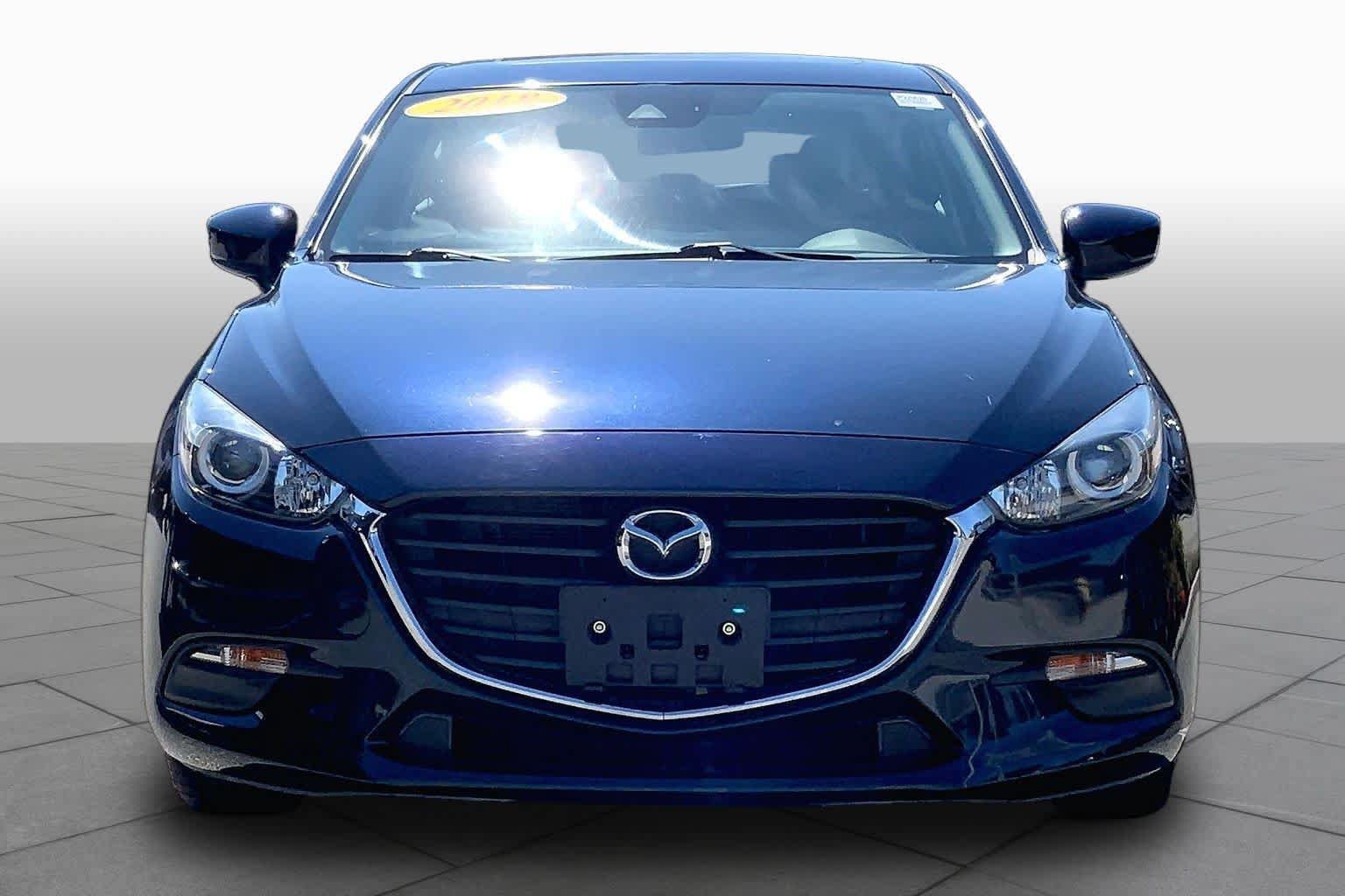 Used 2018 MAZDA MAZDA3 Touring FWD image 4