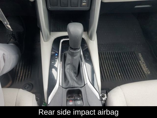 Used 2022 Toyota Corolla Cross L image 20