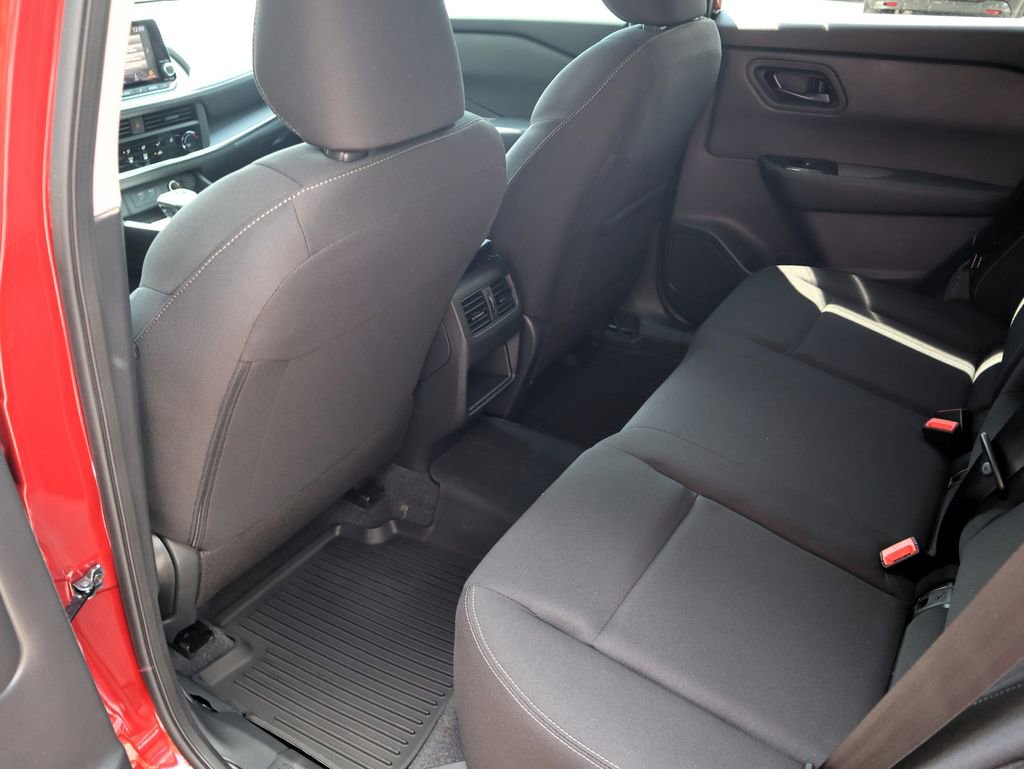 New 2026 Nissan Rogue S image 10