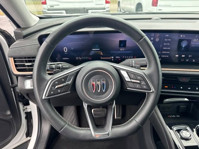 Used 2025 Buick Envision Sport Touring AWD/4WD image 12