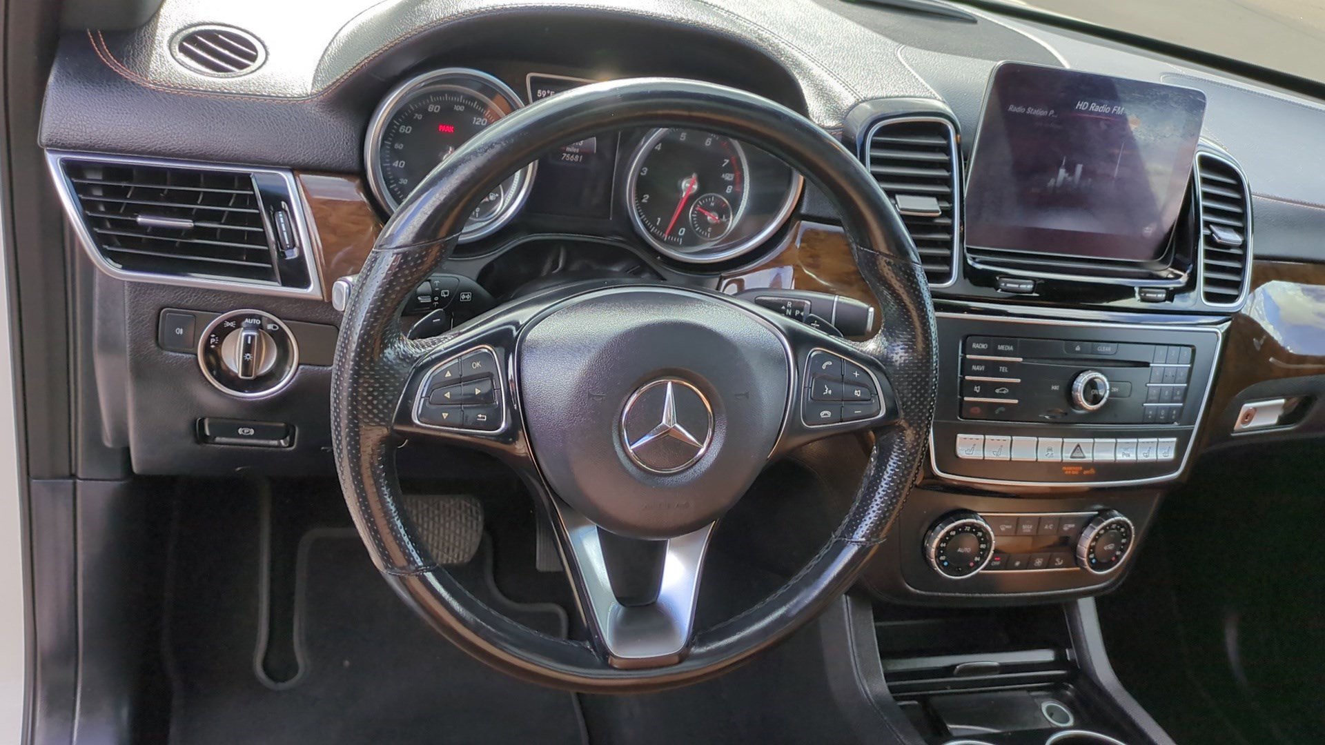 Used 2018 Mercedes-Benz GLE 350 image 13