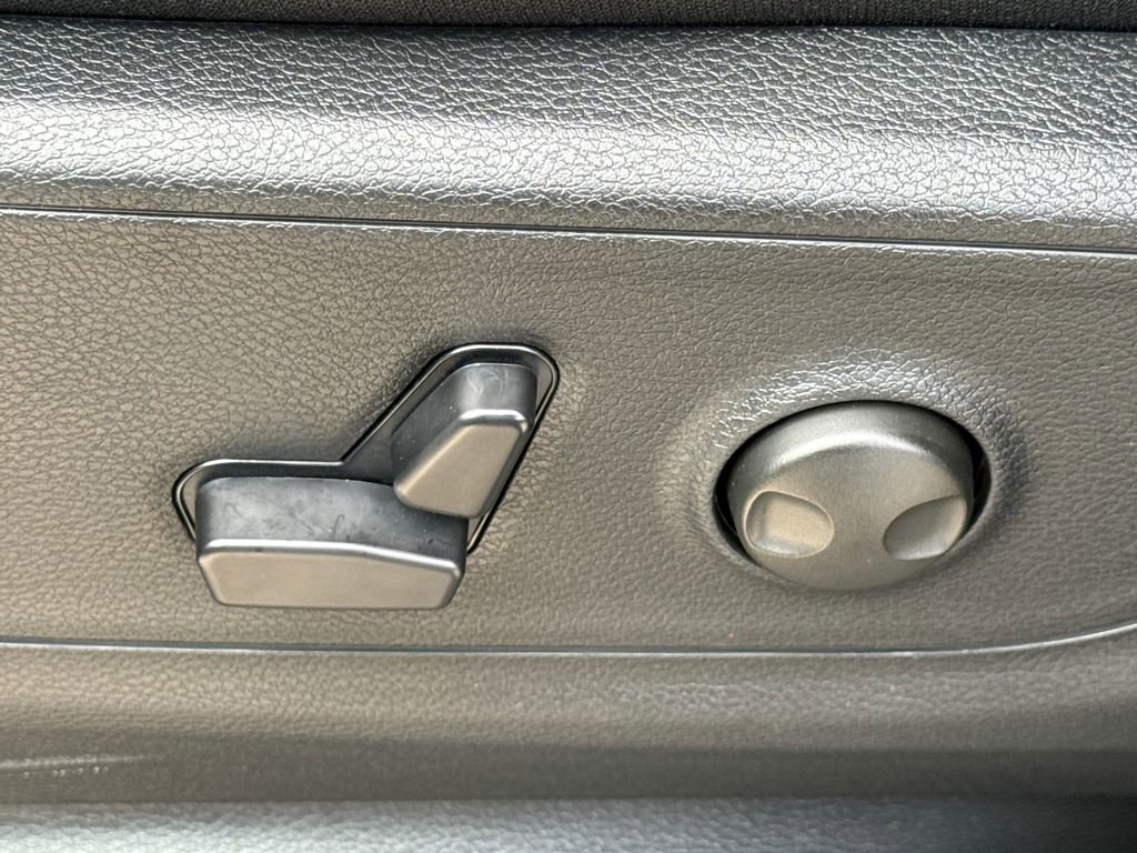 New 2026 RAM 1500 Big Horn AWD/4WD image 21