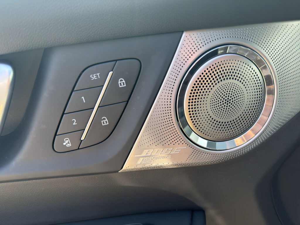 Used 2026 Buick Enclave Avenir w/ Super Cruise Package AWD/4WD image 18