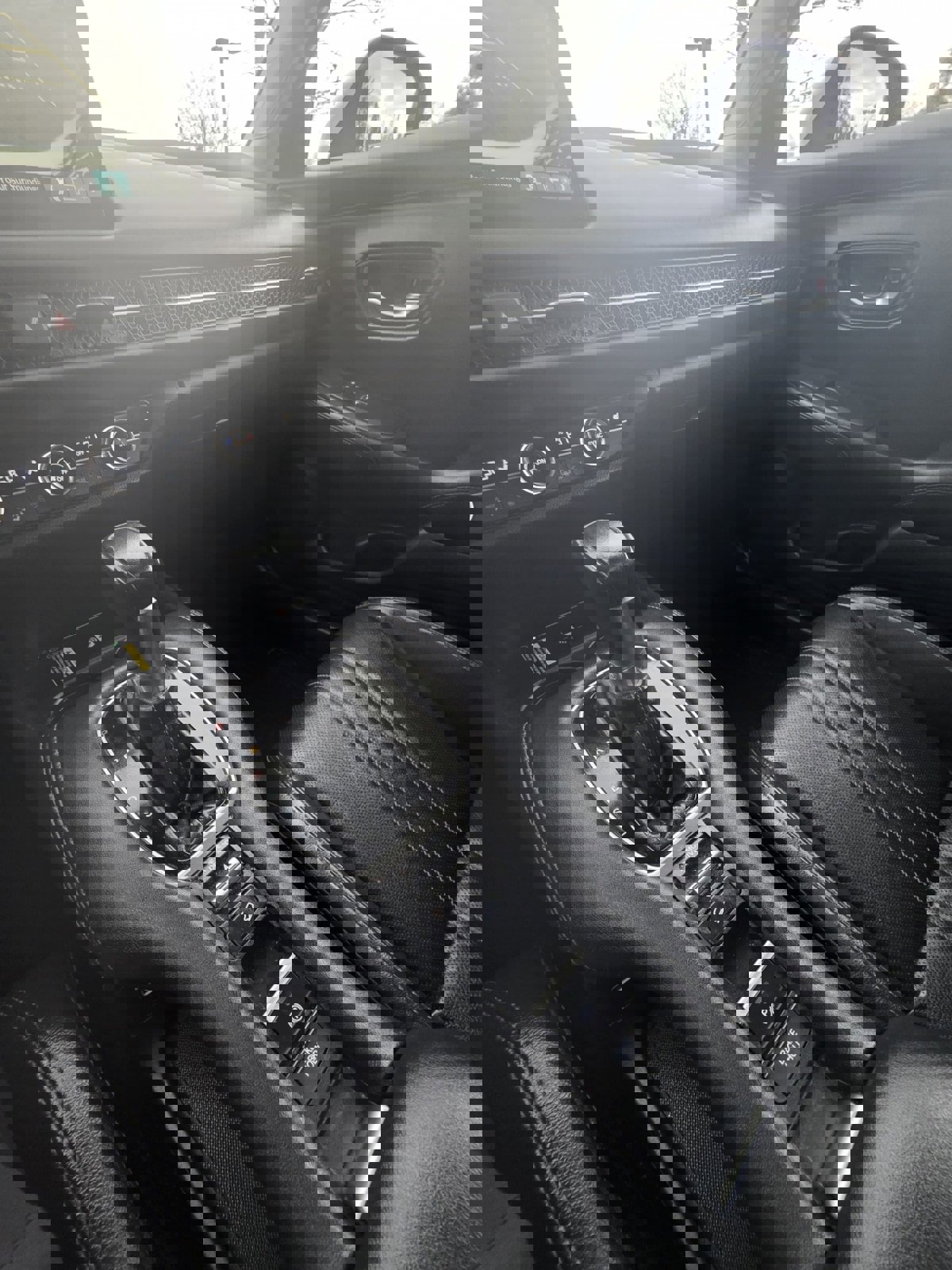 Used 2024 Honda HR-V EX-L image 17