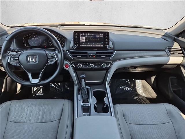 Used 2018 Honda Accord Touring image 19