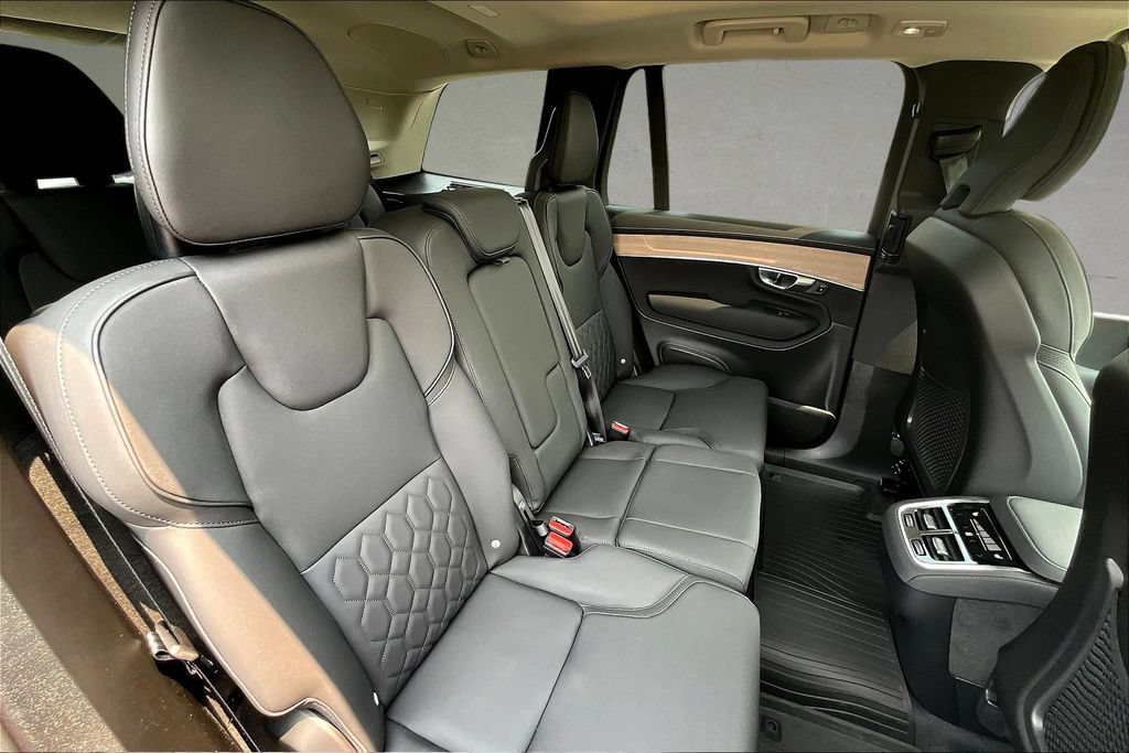 New 2026 Volvo XC90 B6 Plus AWD/4WD image 9