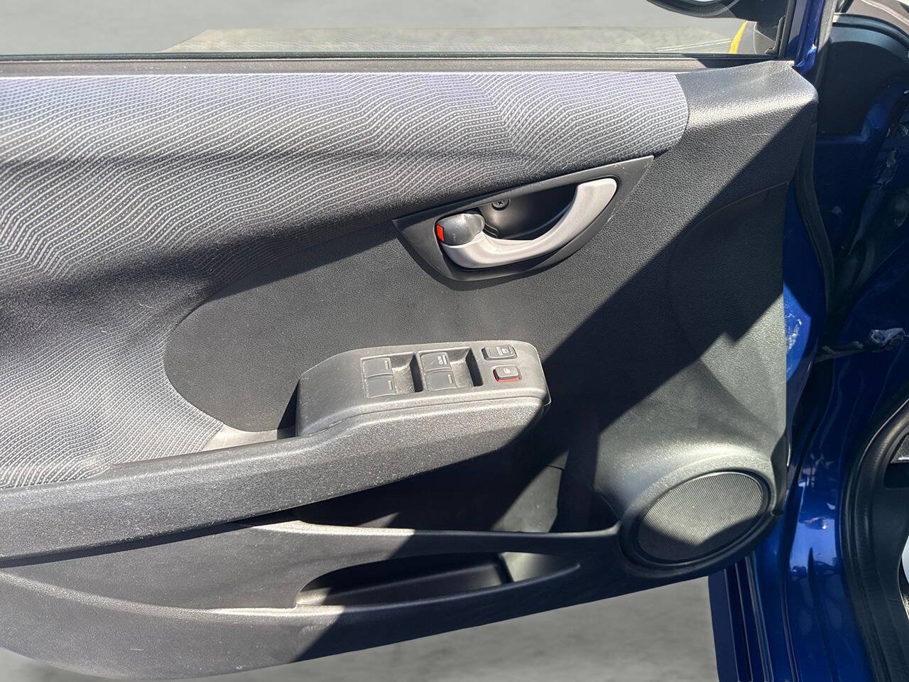 Used 2009 Honda Fit Sport image 12