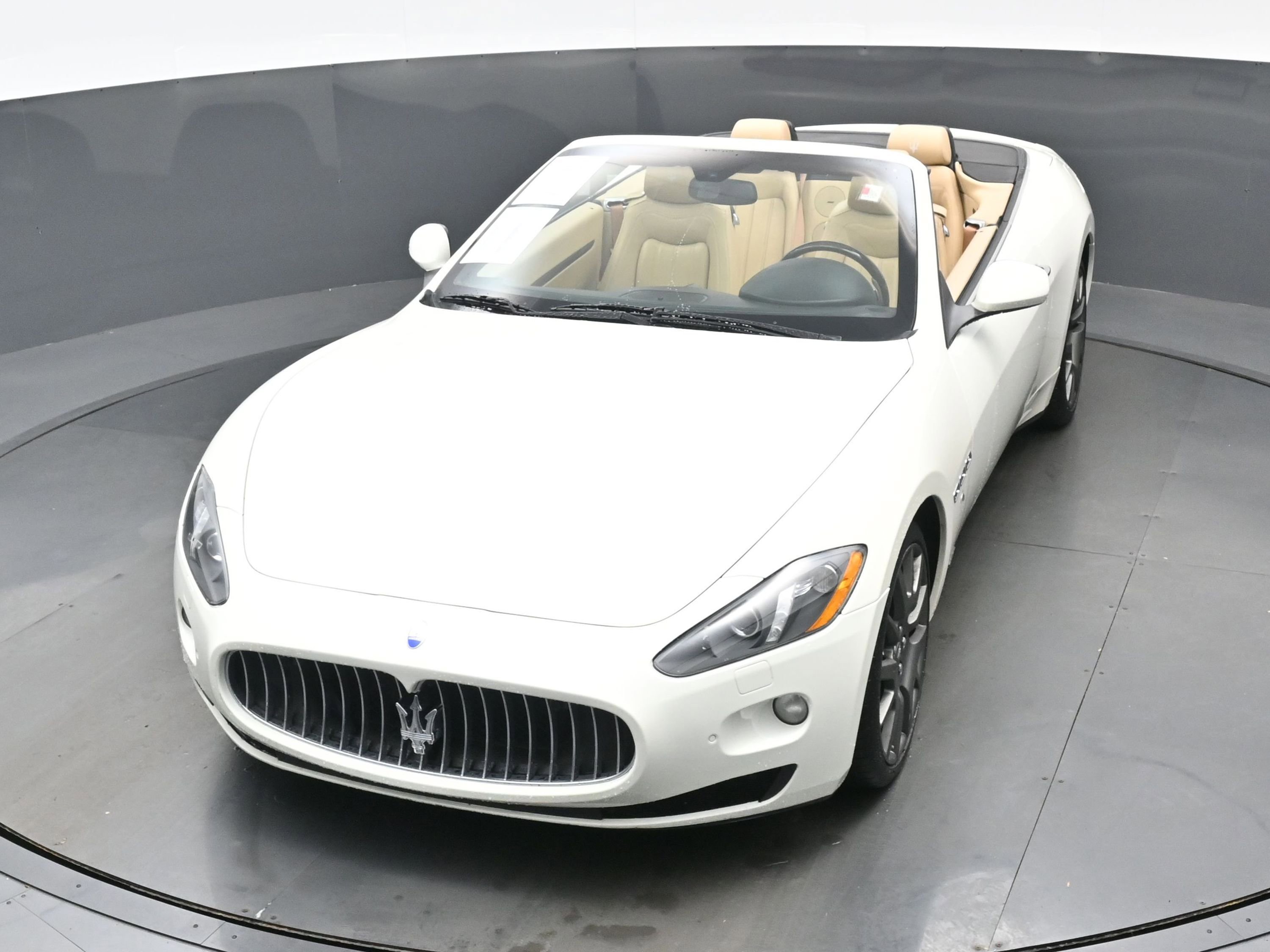 Used 2013 Maserati GranTurismo Sport image 33