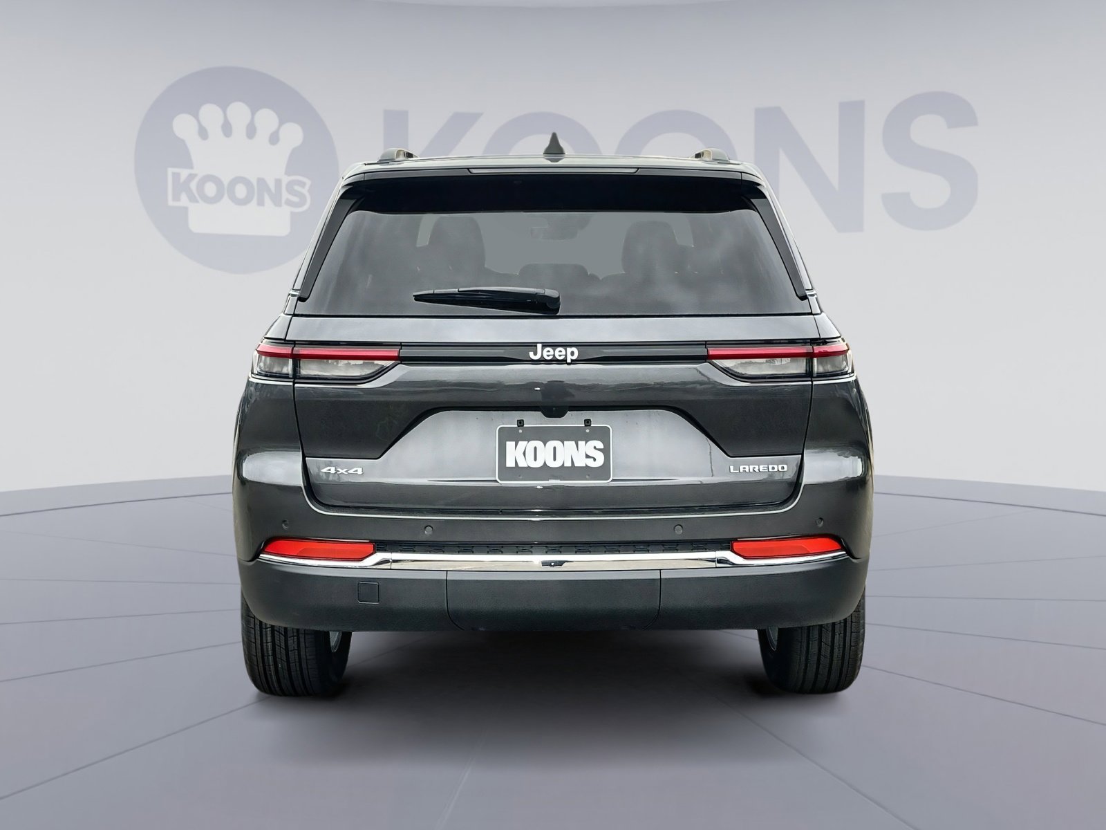 New 2025 Jeep Grand Cherokee Laredo X w/ Luxury Tech Group I image 5