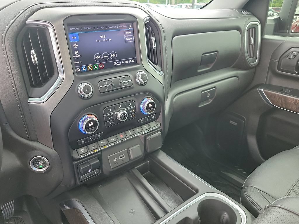 Used 2022 GMC Sierra 3500 Denali w/ Denali Ultimate Package AWD/4WD image 20