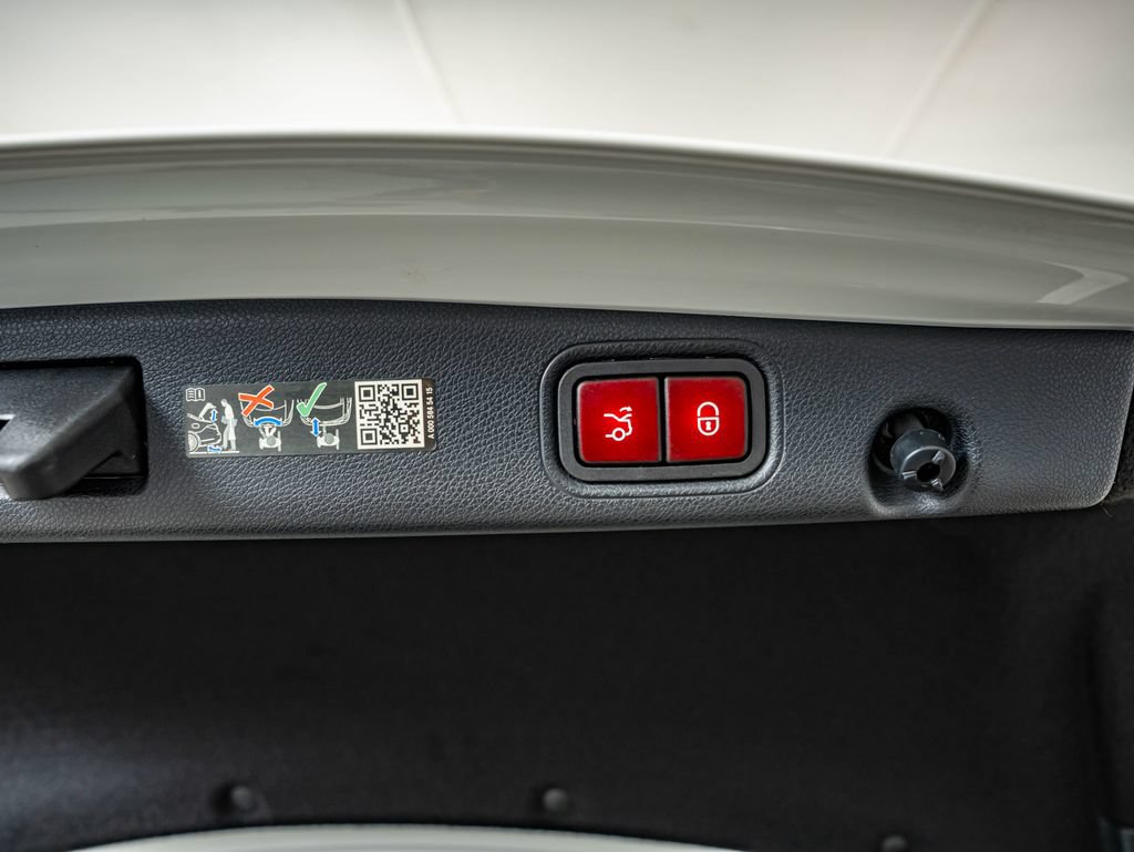 Certified 2023 Mercedes-Benz E 450 4MATIC Sedan image 39