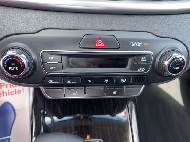 Used 2019 Kia Sorento EX image 16