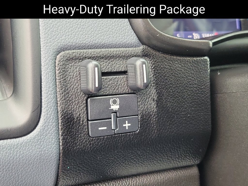 Used 2021 Chevrolet Colorado Z71 w/ Safety Package AWD/4WD image 13