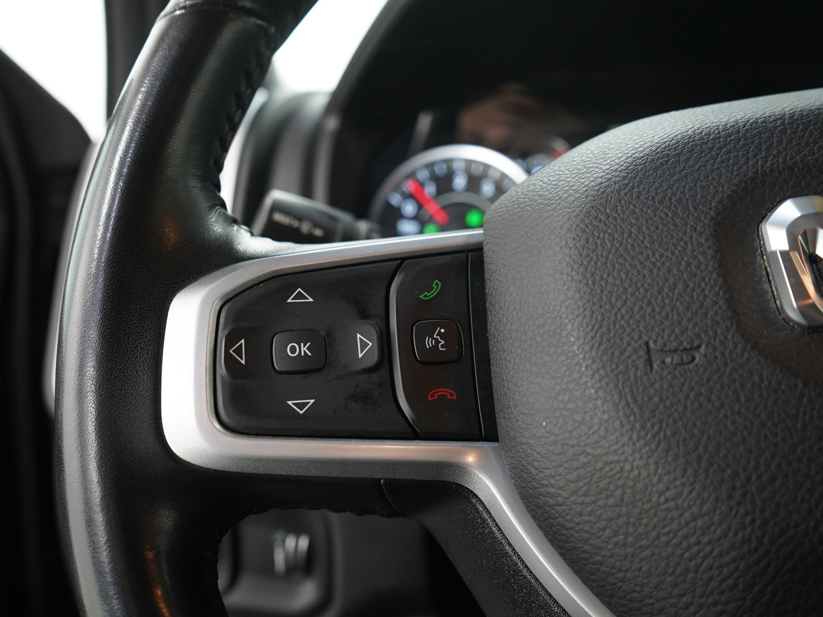 Used 2023 RAM 1500 Big Horn AWD/4WD image 25
