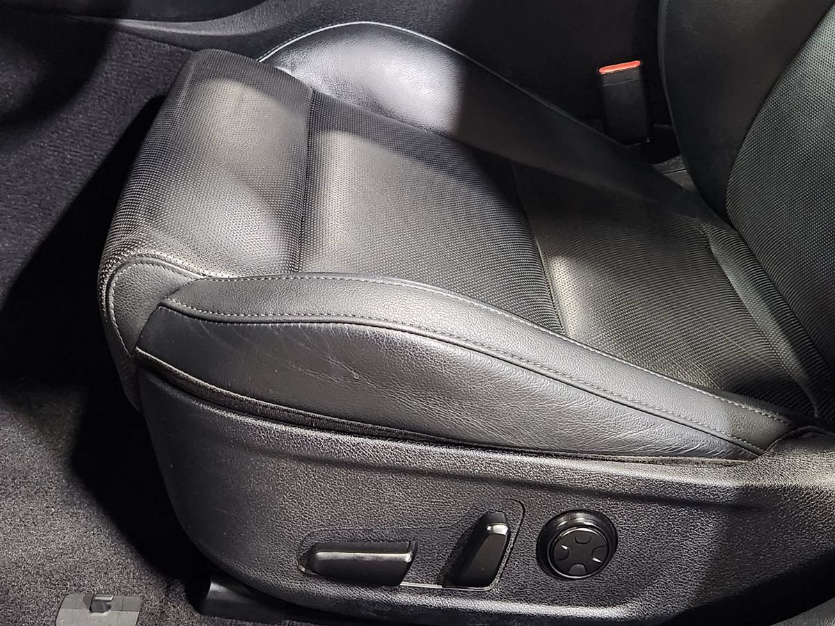 Used 2019 Kia Stinger Premium RWD image 43