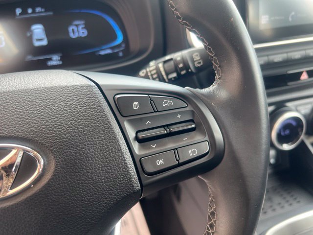 Used 2026 Hyundai Venue SEL FWD image 16