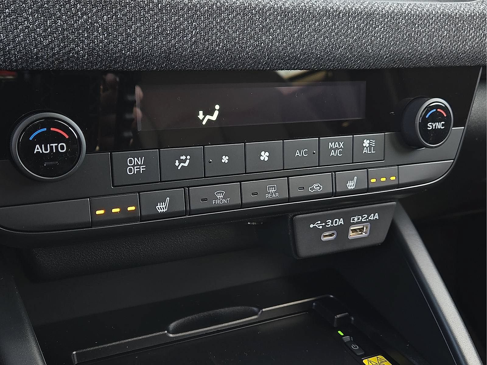 Certified 2026 Subaru Outback Premium AWD/4WD image 36