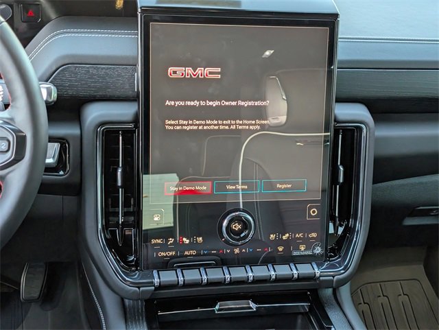 New 2026 GMC Yukon AT4 Ultimate w/ LPO, Floor Liner Package image 11