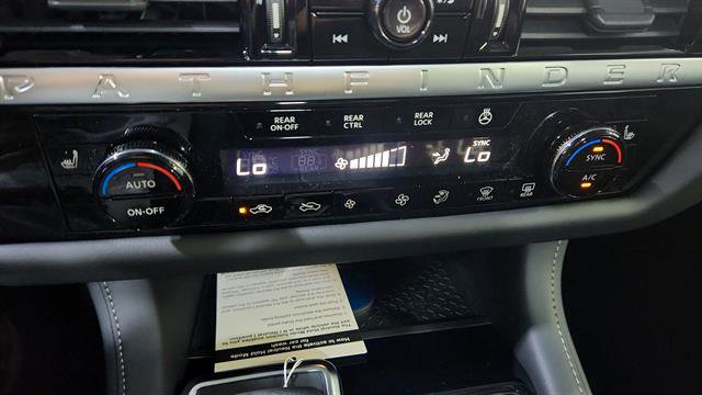 New 2026 Nissan Pathfinder SL w/ SL Premium Package FWD image 19