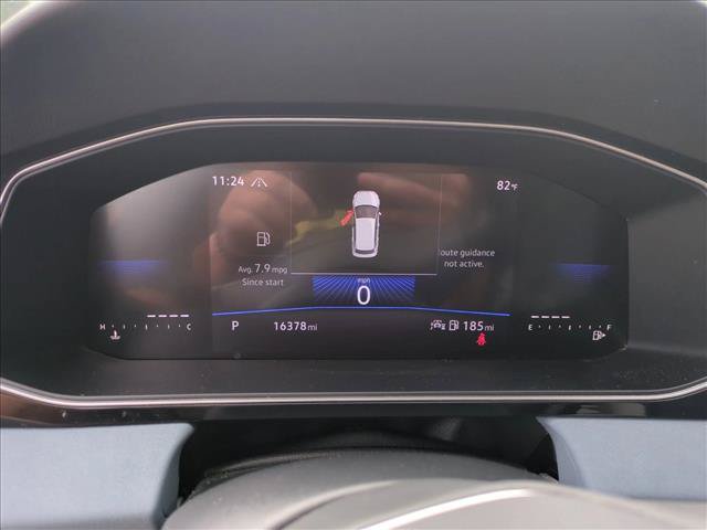 Used 2025 Volkswagen Jetta SE FWD image 11