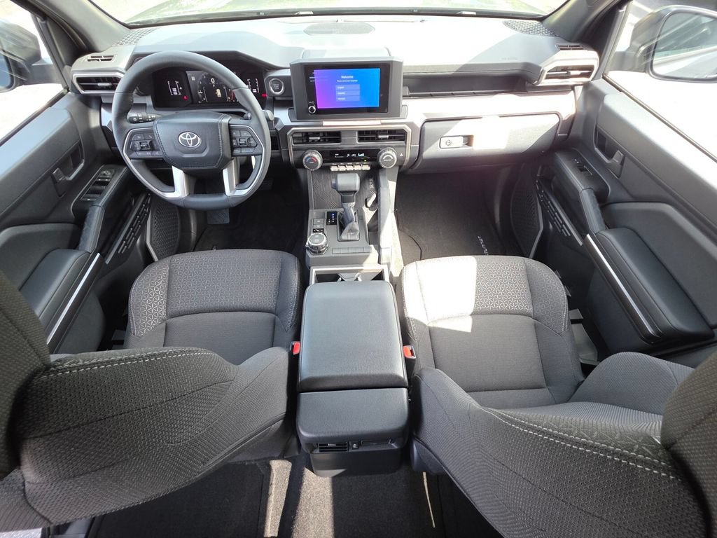 New 2026 Toyota 4Runner SR5 AWD/4WD image 4
