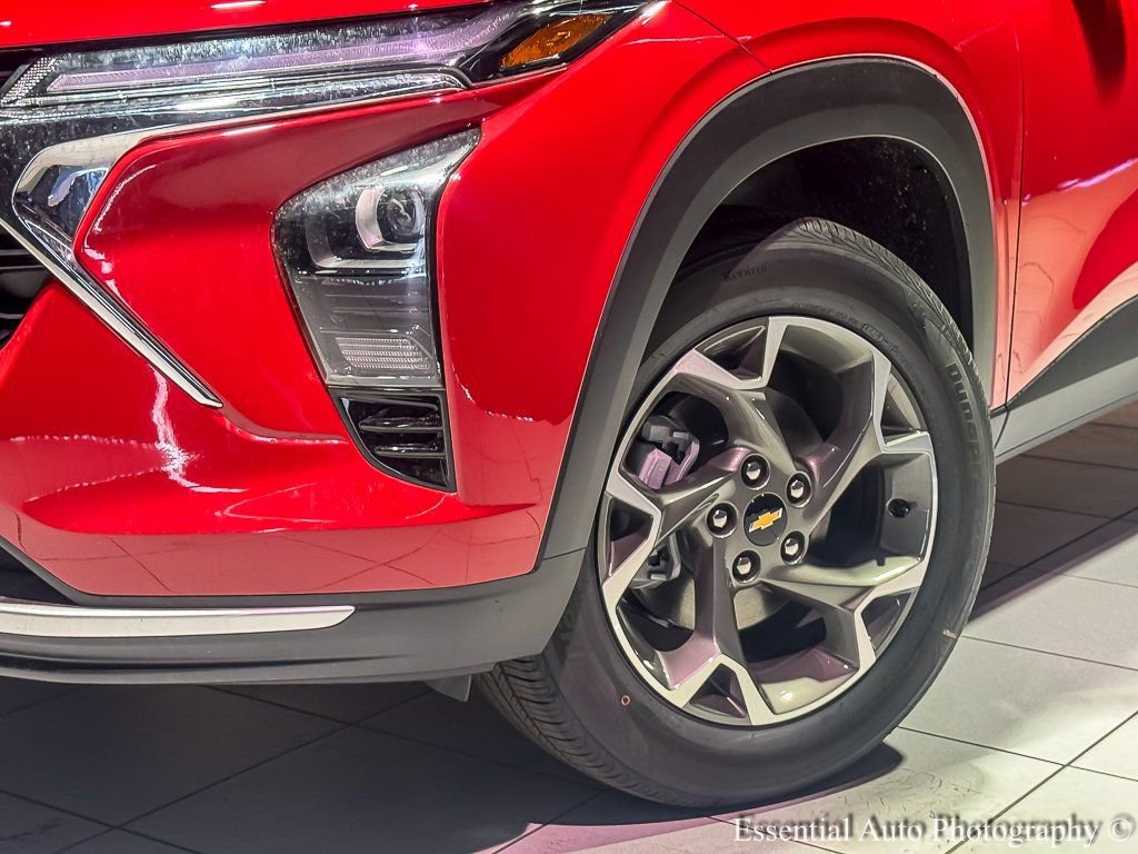 New 2026 Chevrolet Trax LT image 5