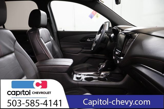 Used 2023 Chevrolet Traverse RS w/ LPO, Cargo Package AWD/4WD image 32