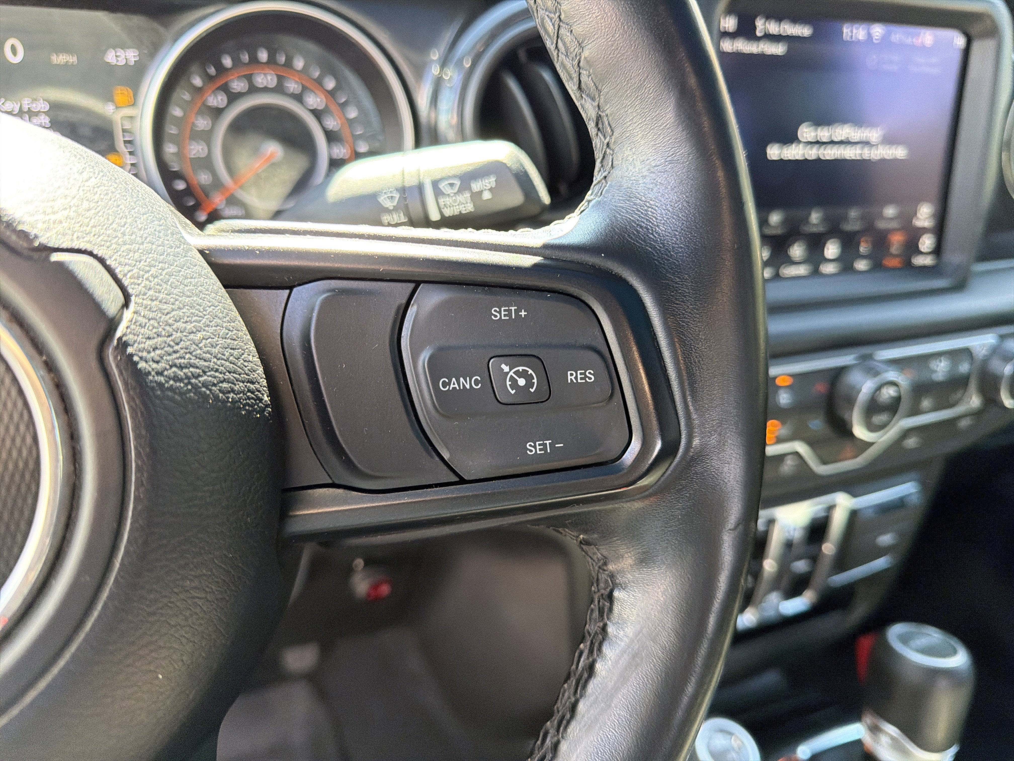 Used 2020 Jeep Gladiator Sport image 25