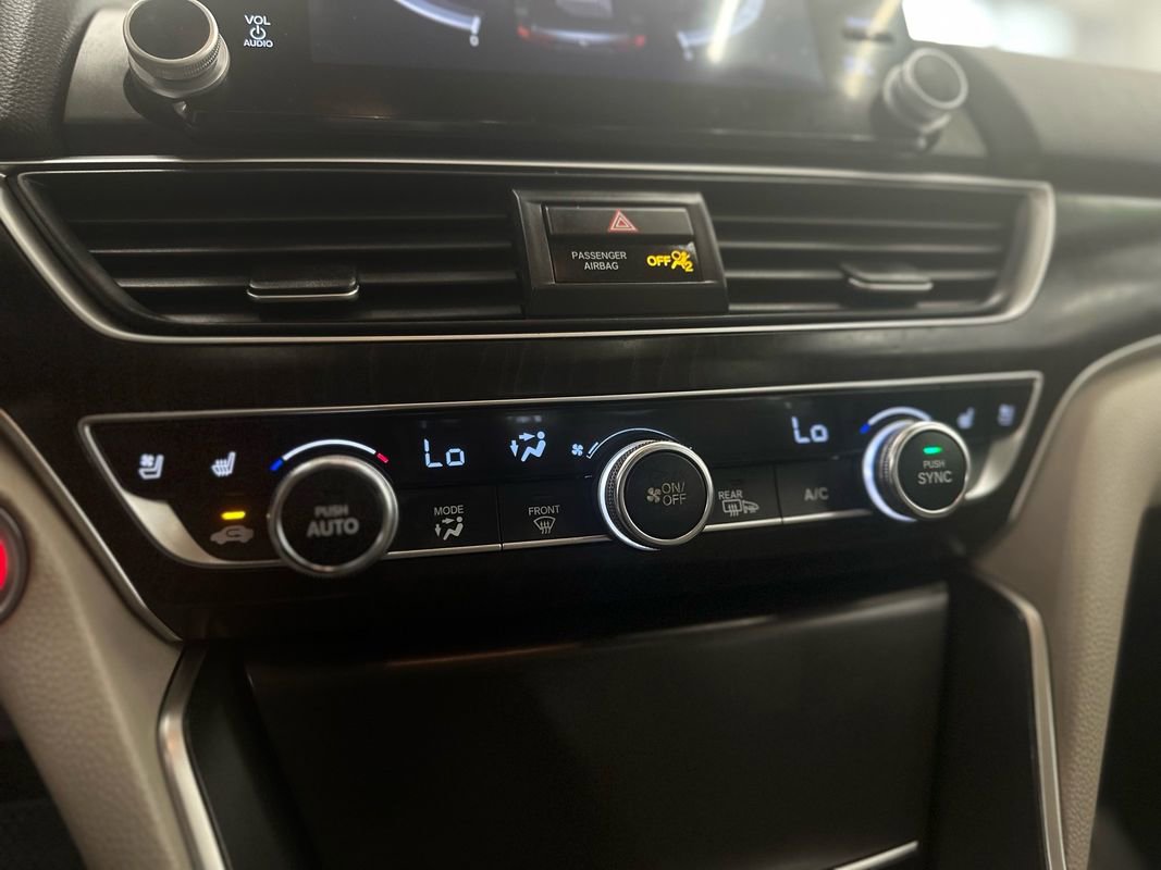 Used 2019 Honda Accord Touring image 26