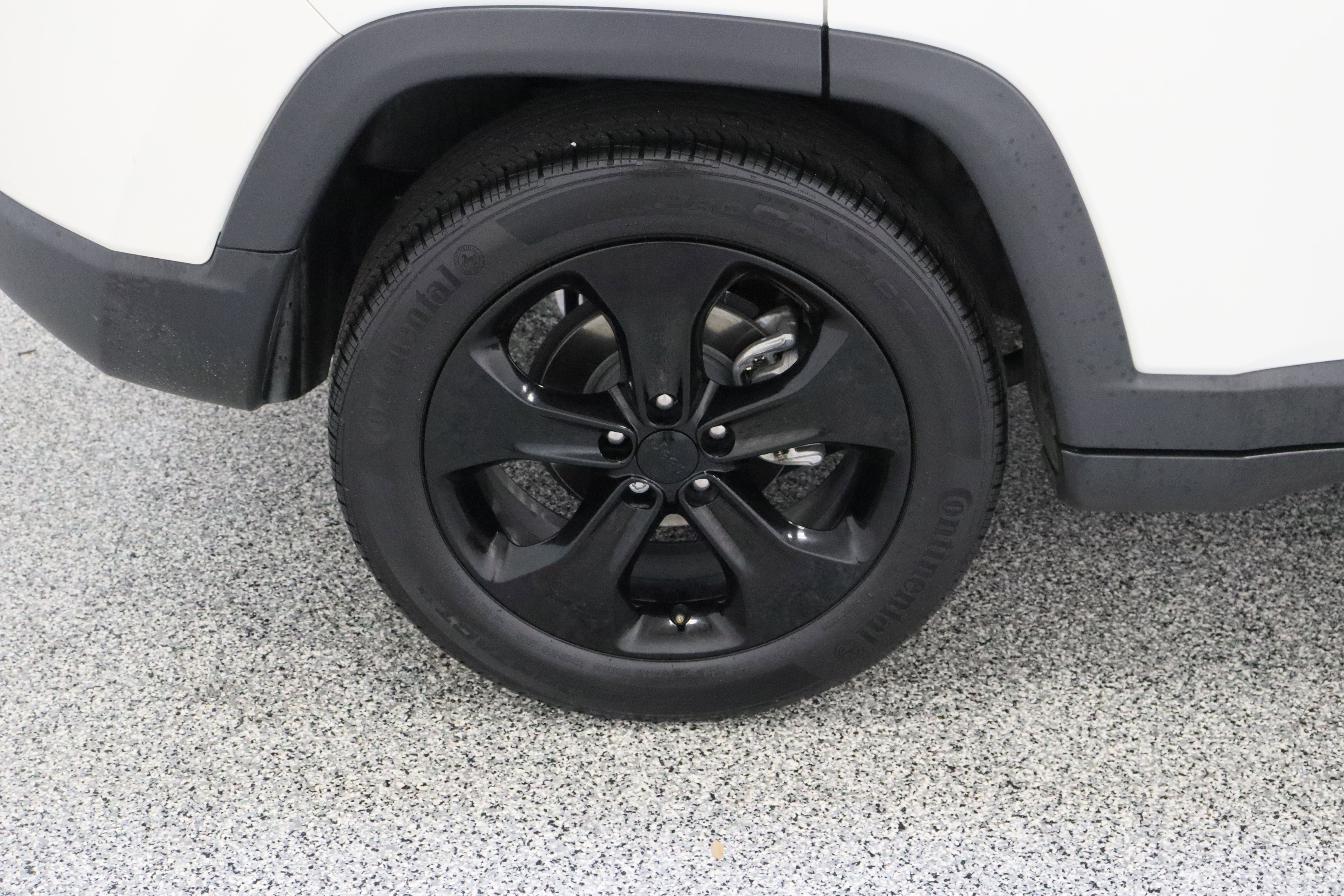 Used 2019 Jeep Compass Latitude image 6