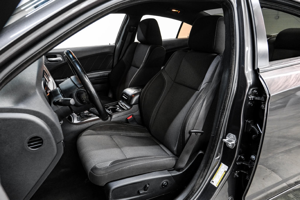 Used 2021 Dodge Charger SXT w/ Blacktop Package RWD image 31