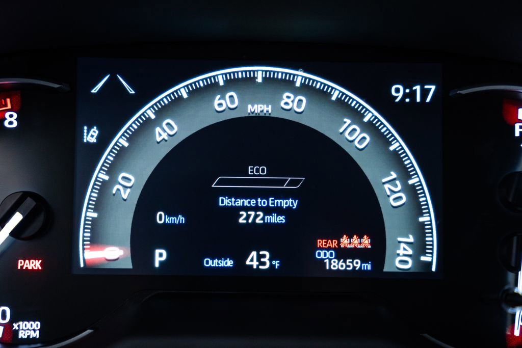 Used 2025 Toyota RAV4 LE image 33