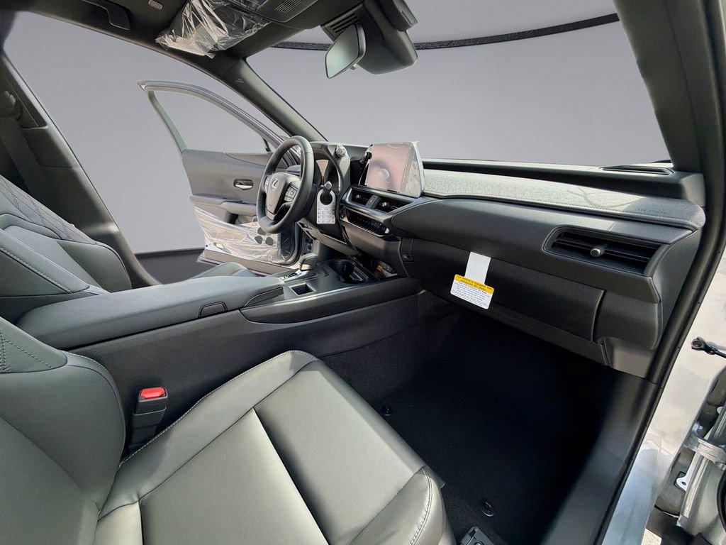 New 2026 Lexus UX 300h FWD image 15
