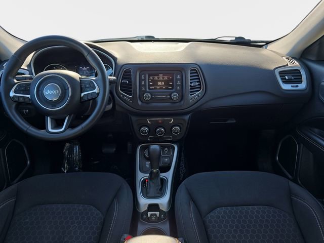 Used 2018 Jeep Compass Sport image 10