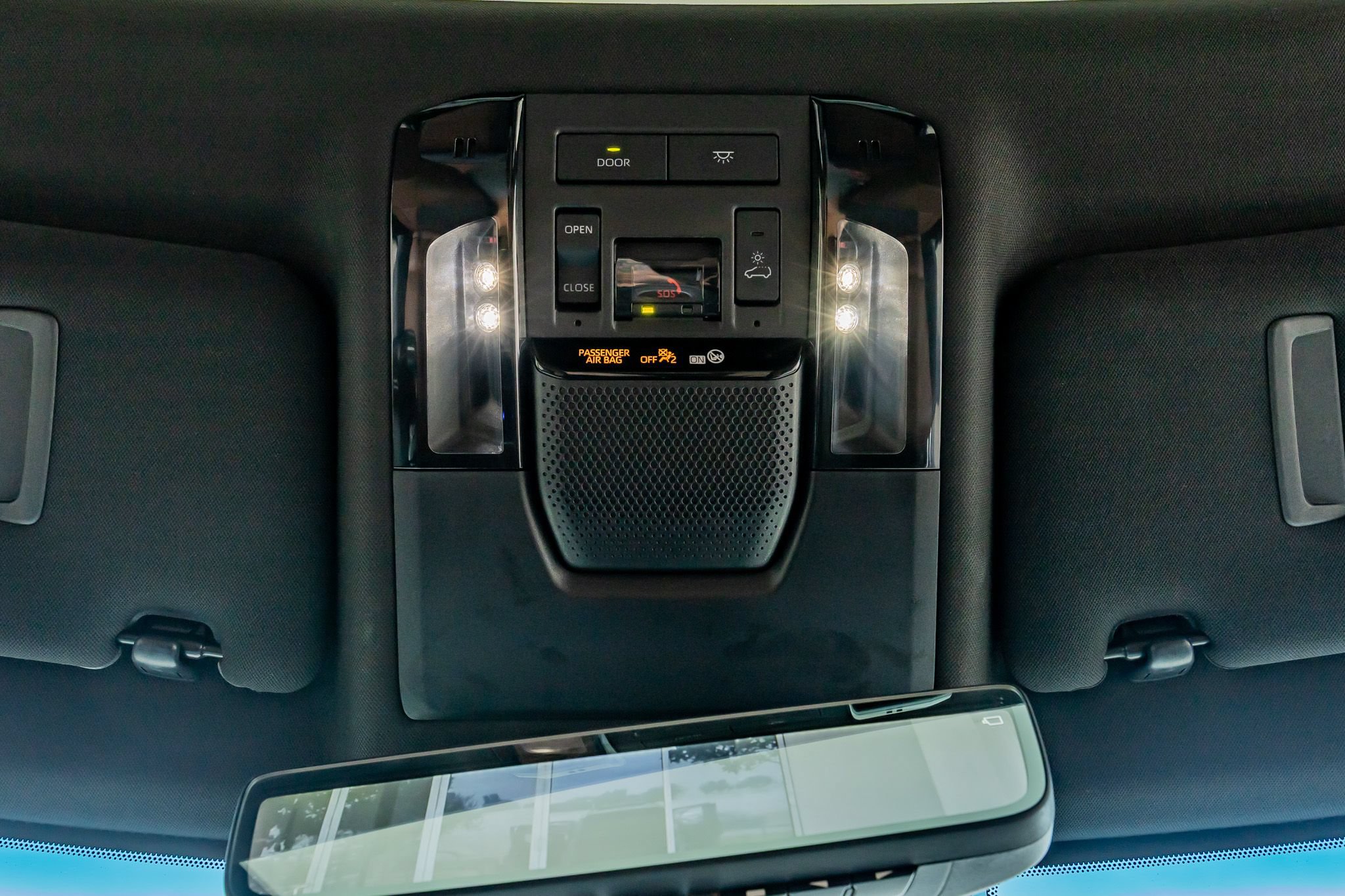 Used 2025 Lexus GX 550 w/ Accessory Package (2T) AWD/4WD image 28