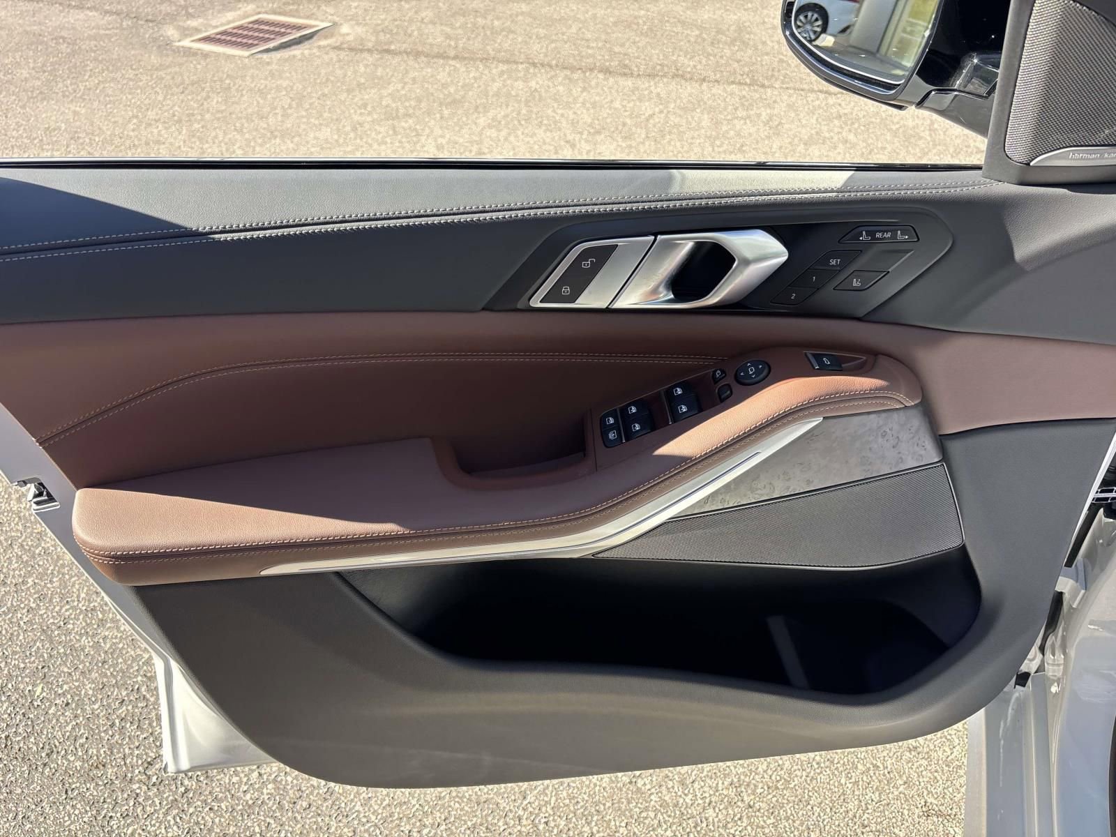 New 2026 BMW X7 xDrive40i w/ M Sport Package image 11