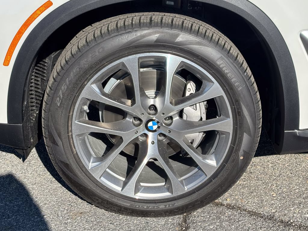 New 2026 BMW X5 xDrive40i w/ Climate Comfort Package AWD/4WD image 8