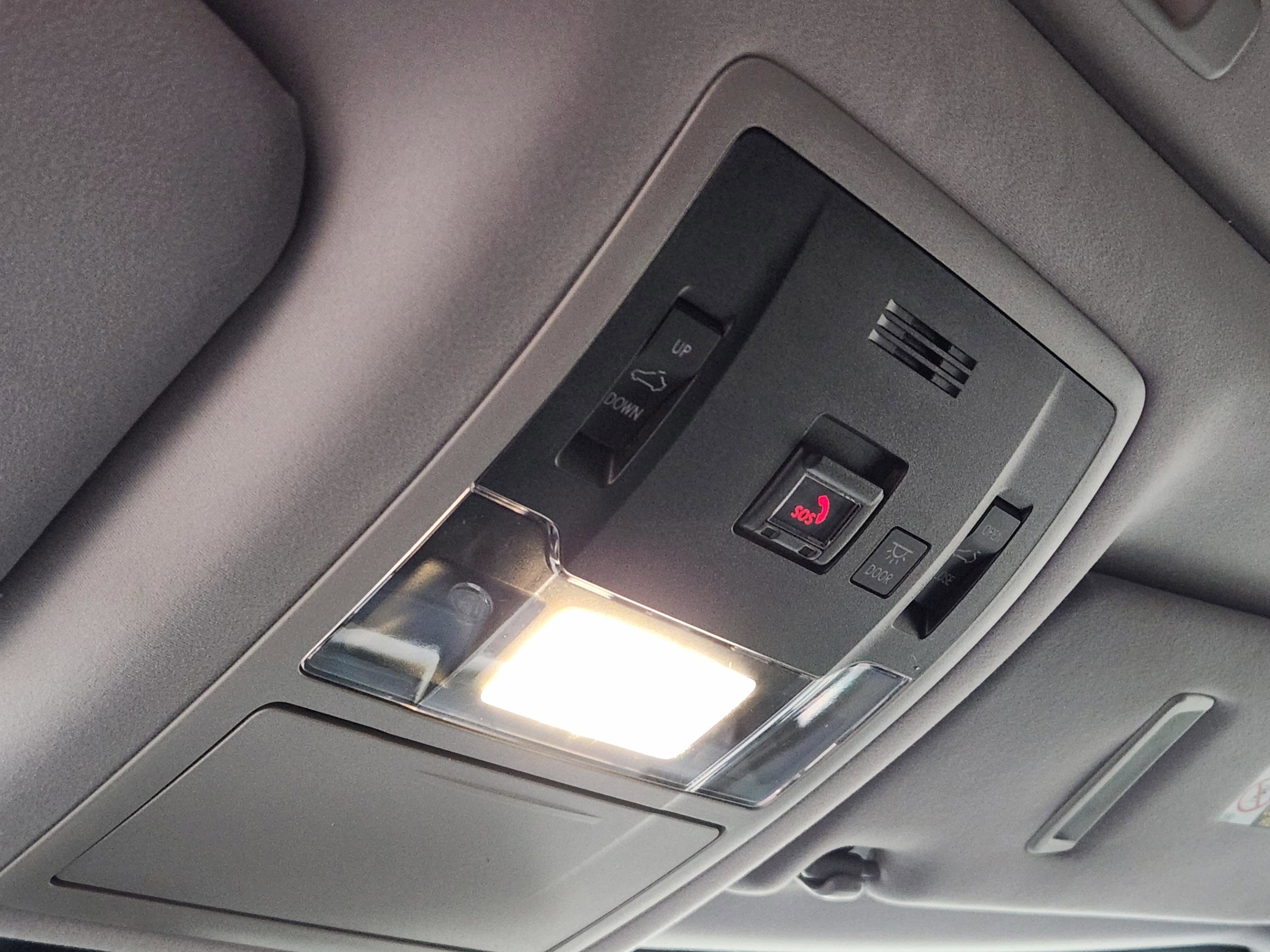 Used 2020 Lexus RX 450hL Luxury w/ Accessory Package image 30