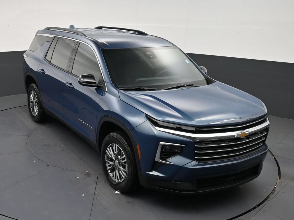 Used 2026 Chevrolet Traverse LT FWD image 18