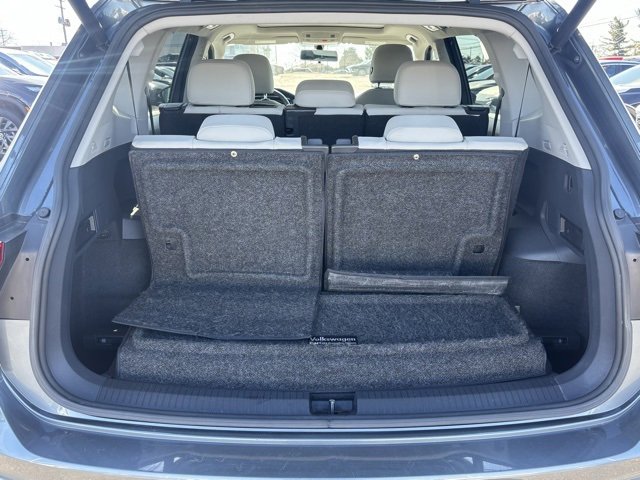 Used 2019 Volkswagen Tiguan SEL w/ 3rd Row Seat Package image 9