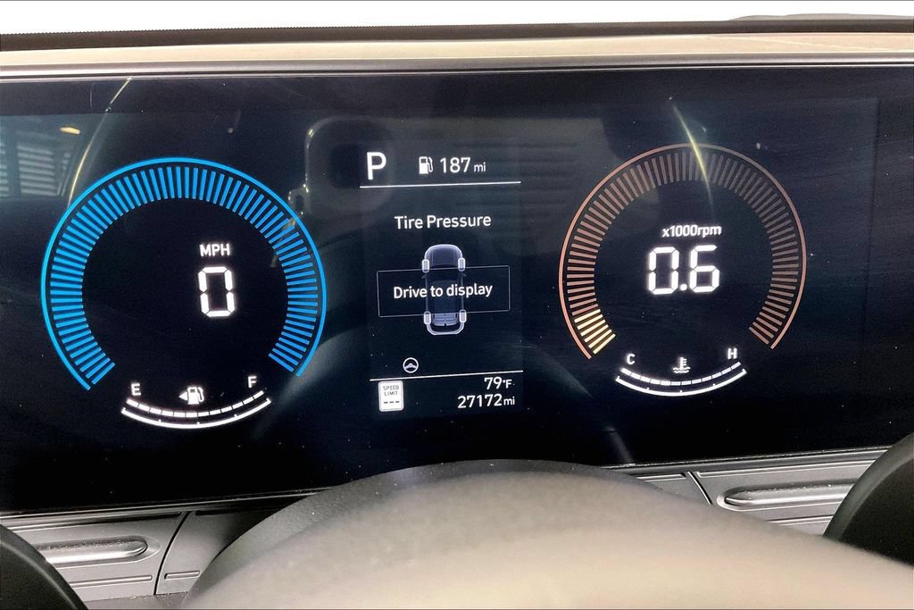 Used 2025 Hyundai Kona SEL FWD image 20