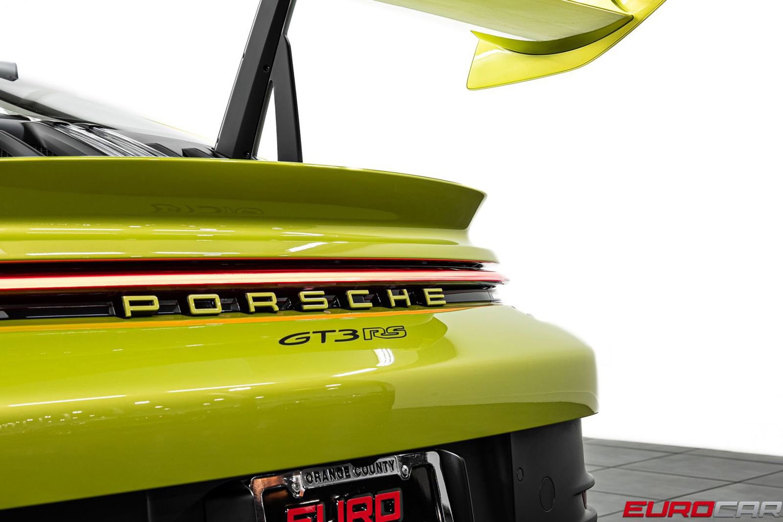 Used 2025 Porsche 911 GT3 RS RWD image 24