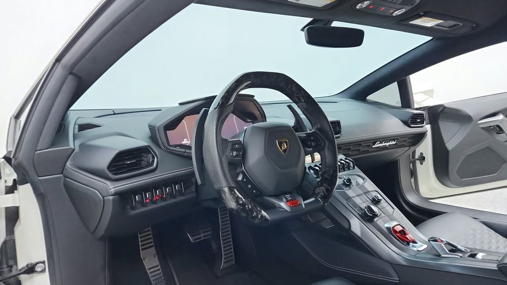 Used 2018 Lamborghini Huracan LP 580-2 image 19