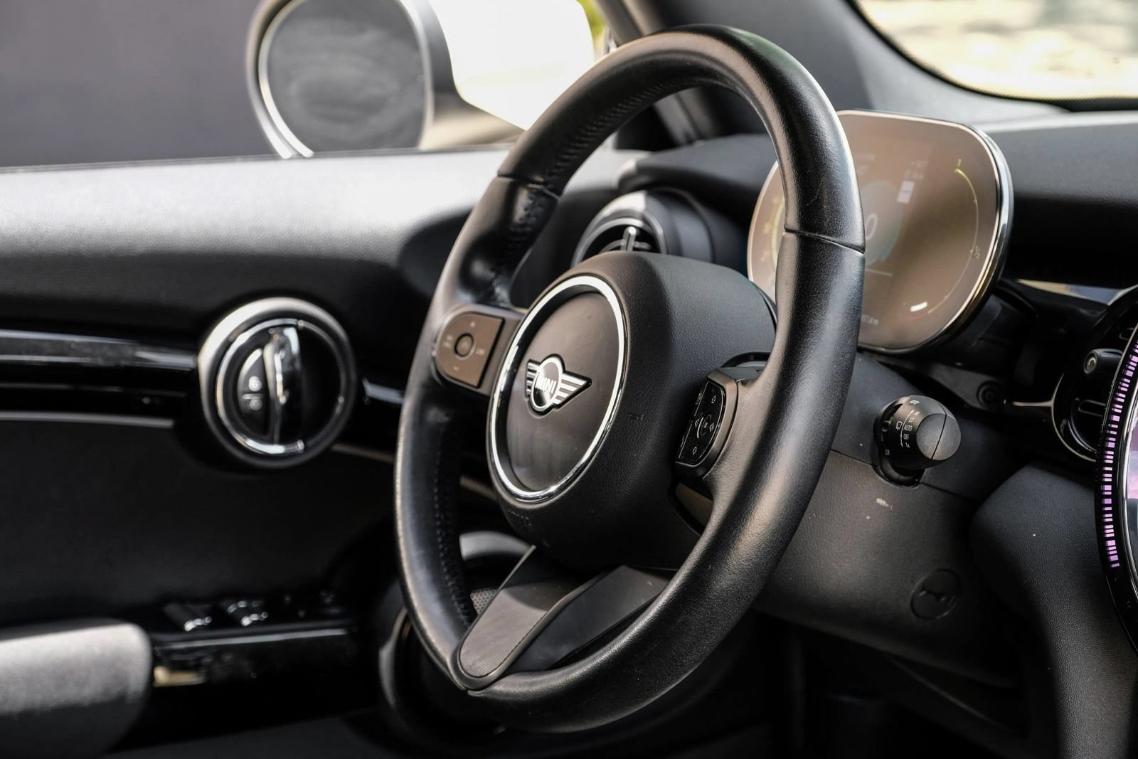 Used 2023 MINI Cooper Convertible FWD image 11