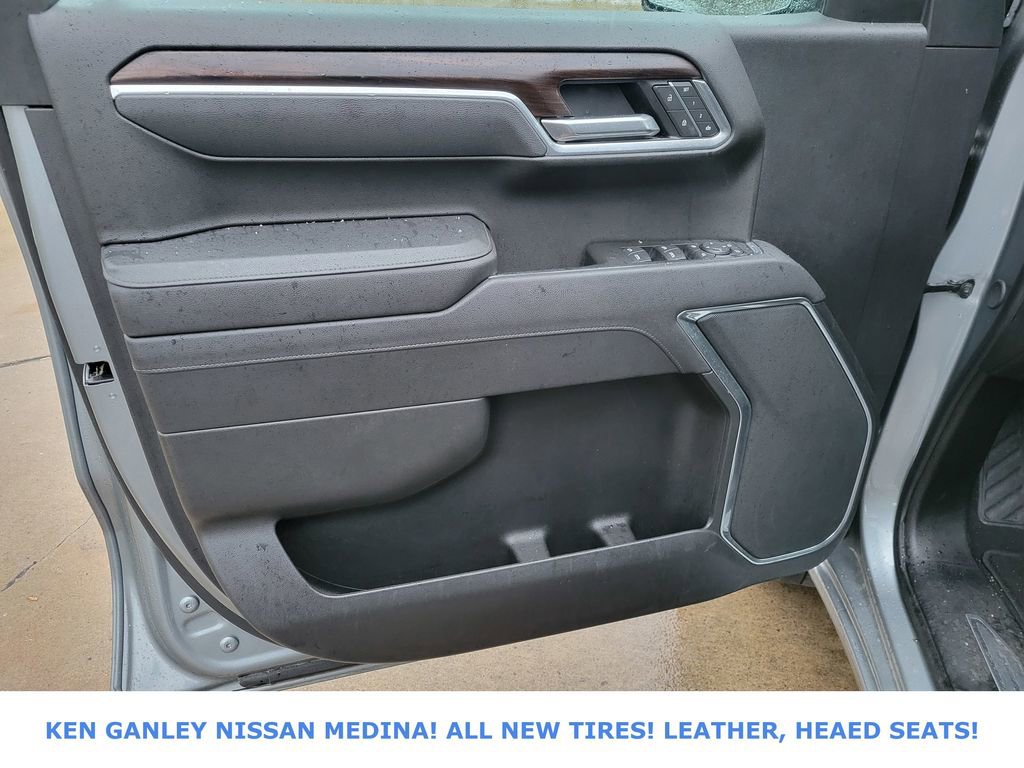 Used 2025 GMC Sierra 1500 SLT image 42